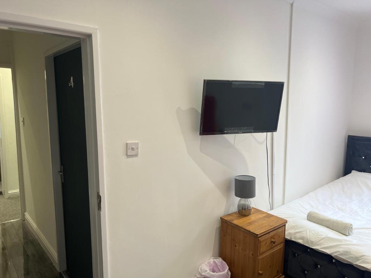 Zams Rooms Stoke-on-Trent Eksteriør billede