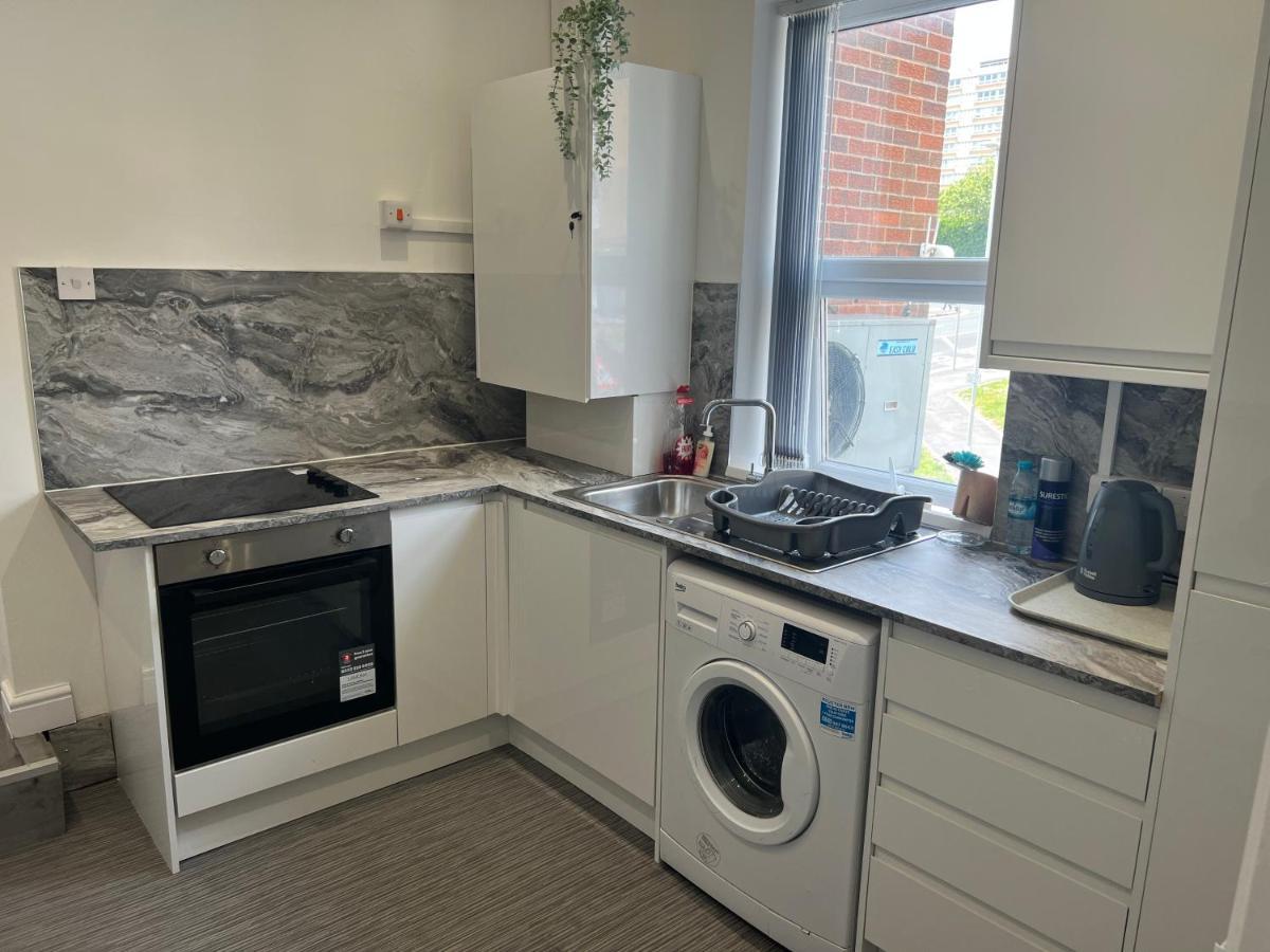 Zams Rooms Stoke-on-Trent Eksteriør billede